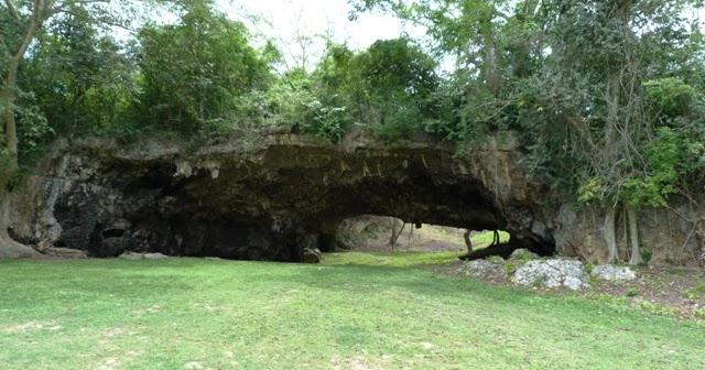 Gruta da Pedra Furada